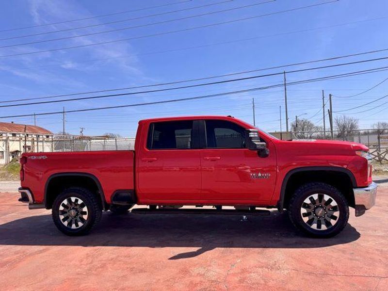 Used 2021 Chevrolet Silverado 2500HD LTImage 4