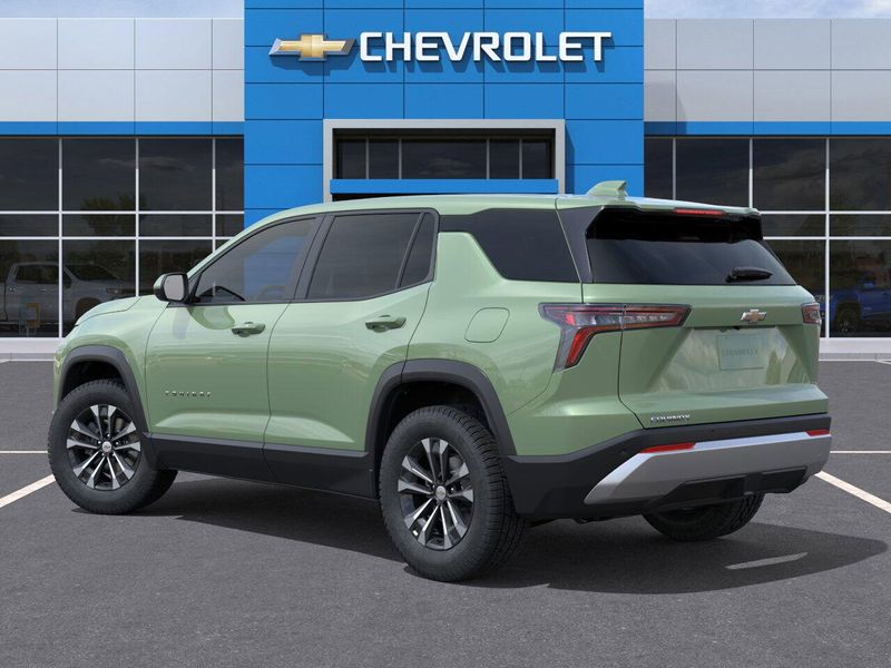 New 2026 Chevrolet Equinox FWD LTImage 3