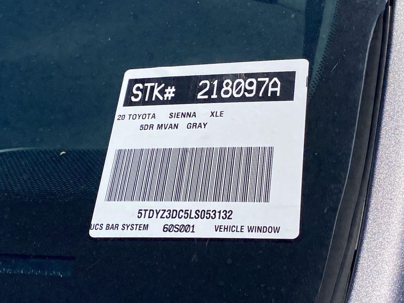 Used 2020 Toyota Sienna XLEImage 33