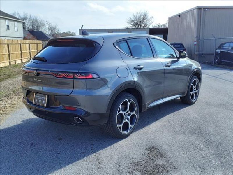 2024 Alfa Romeo Tonale Veloce in a Grigio Ascari Metallic exterior color and Blackinterior. Northside Imports Houston 281-475-4549 northsideimportshouston.com 