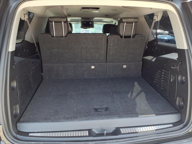 Used 2017 Chevrolet Suburban PremierImage 19