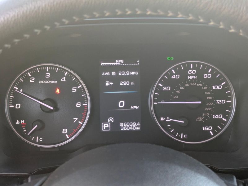 2020 Subaru Outback Premium photo 20