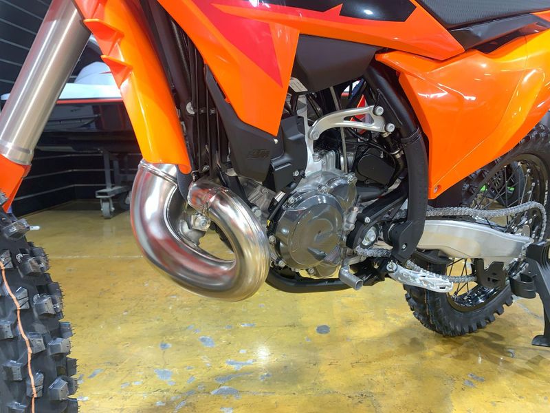 2025 KTM 250 SX Image 15