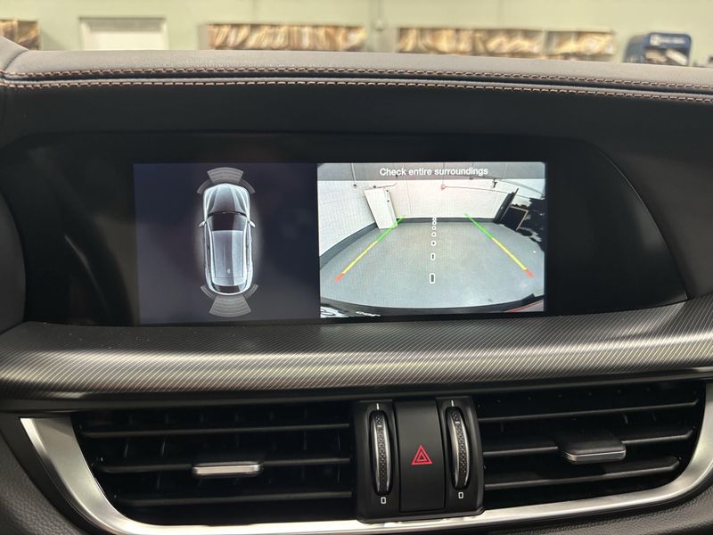 New 2025 Alfa Romeo Stelvio Intensa AwdImage 21
