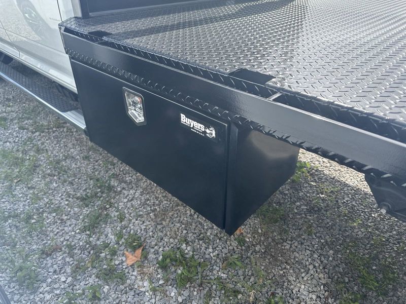 2024 RAM 5500 Tradesman Chassis Crew Cab 4x4 84