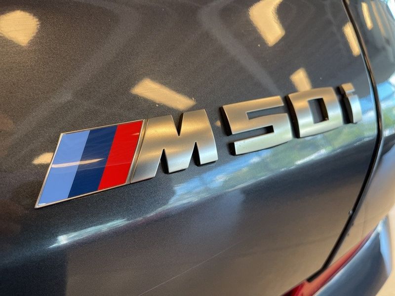 2021 BMW X6 M50iImage 23