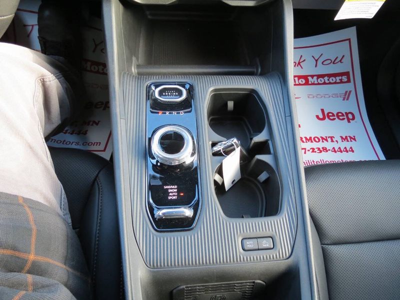 New 2026 Jeep Cherokee Limited 4x4Image 23