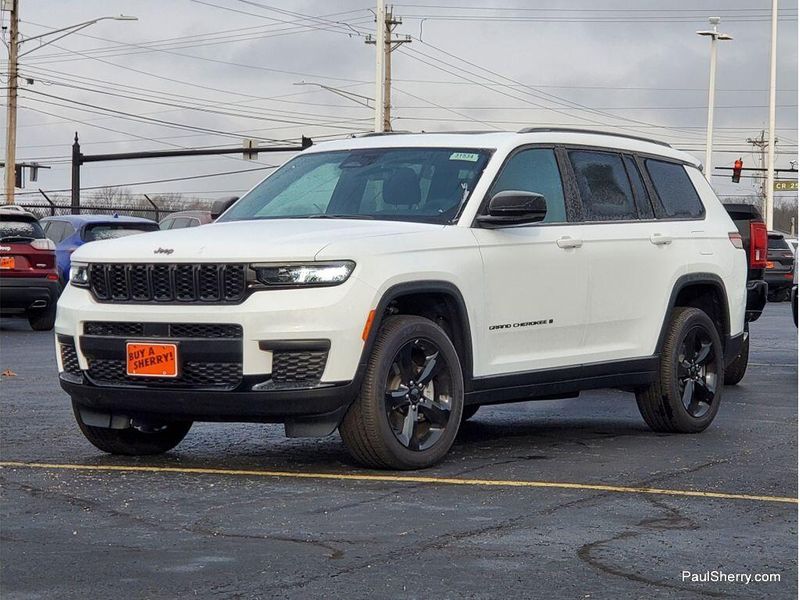 New 2025 Jeep Grand Cherokee L Altitude X 4x4