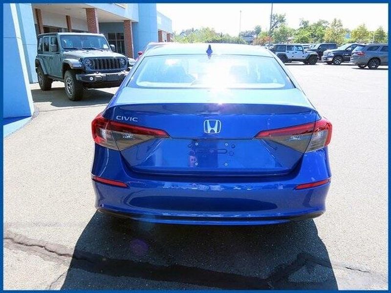 2024 Honda Civic LX photo 6