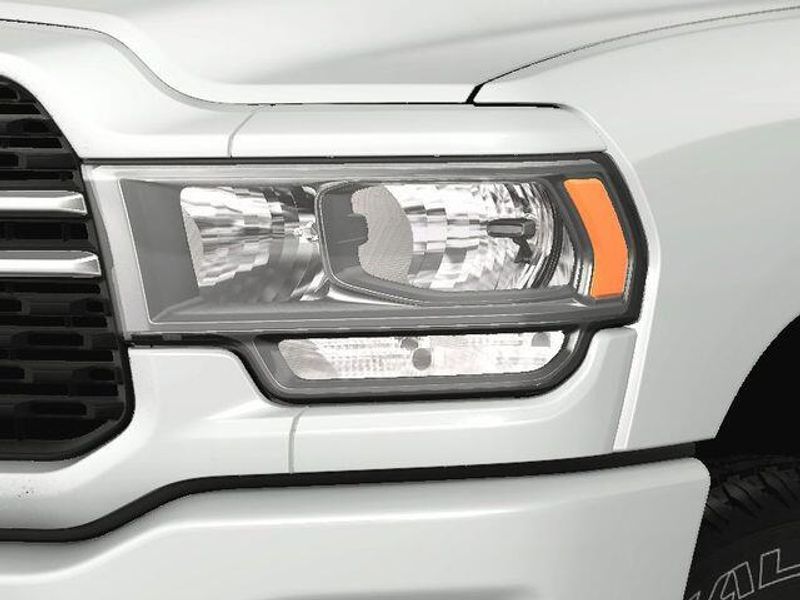 New 2024 RAM 2500 Big Horn Crew Cab 4x4 8