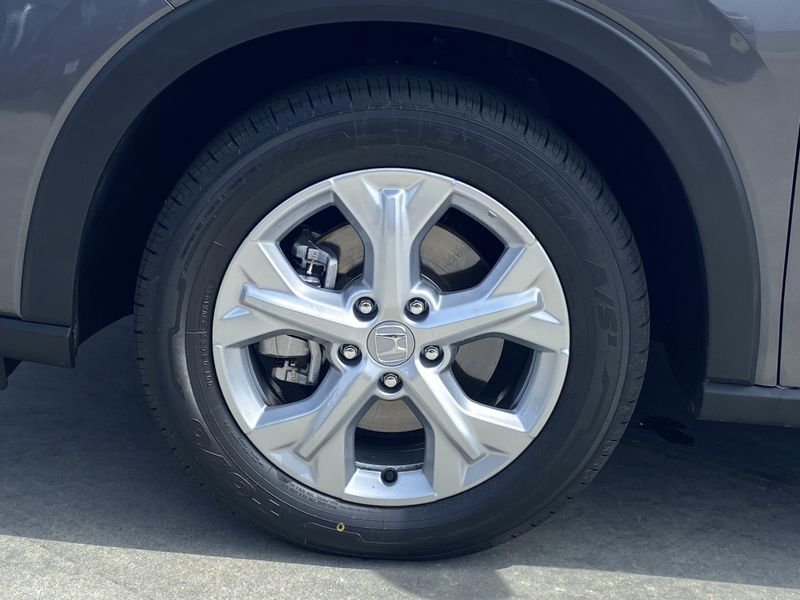Used 2025 Honda HR-V LXImage 8