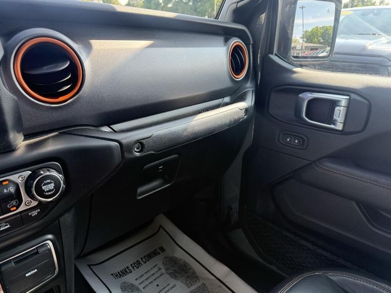 2021 Jeep Gladiator Mojave photo 28