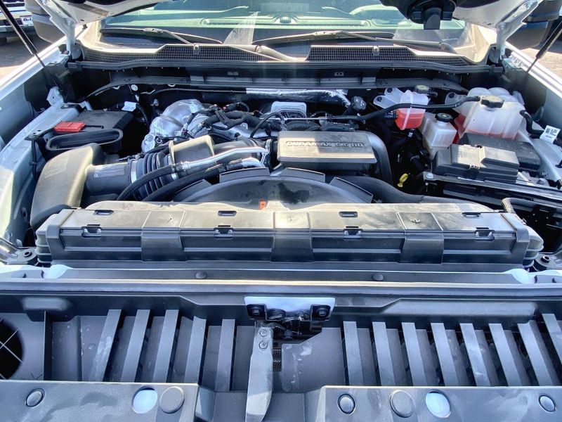 New 2025 Chevrolet Silverado 3500HD CC Work TruckImage 29