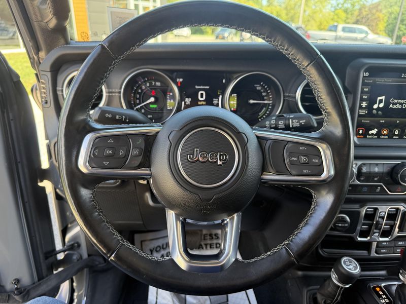 2023 Jeep Wrangler Sahara 4xe photo 12