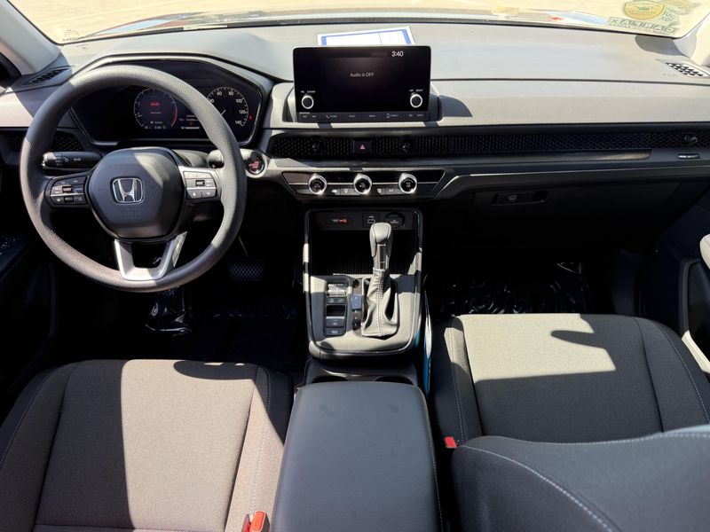 Used 2025 Honda CR-V LXImage 32