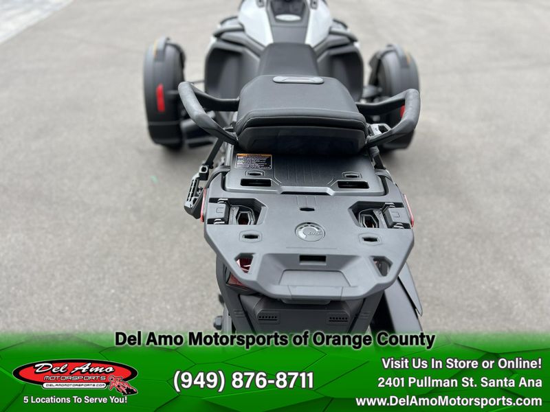 2025 Can-Am CANYON STANDARD Image 10