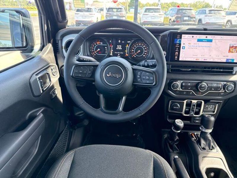 2025 Jeep Wrangler 4-door Sport S