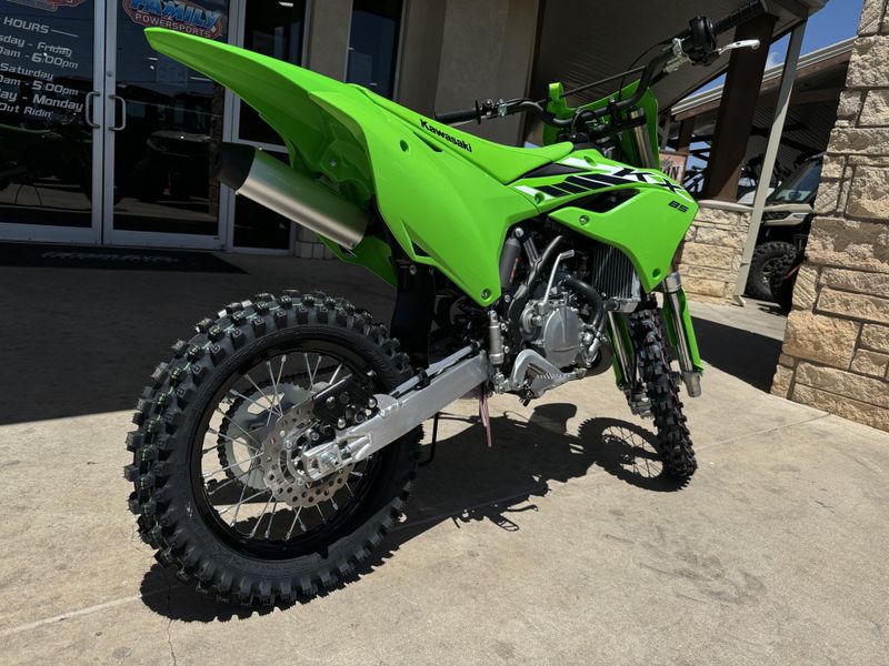 2025 Kawasaki KX 85 LIME GREENImage 8