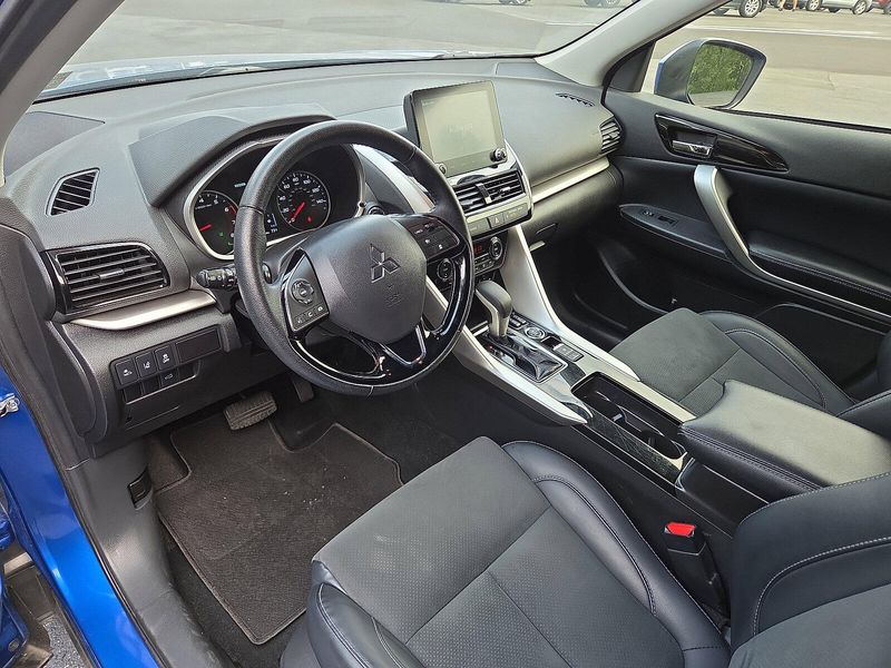 2024 Mitsubishi Eclipse Cross SE photo 15