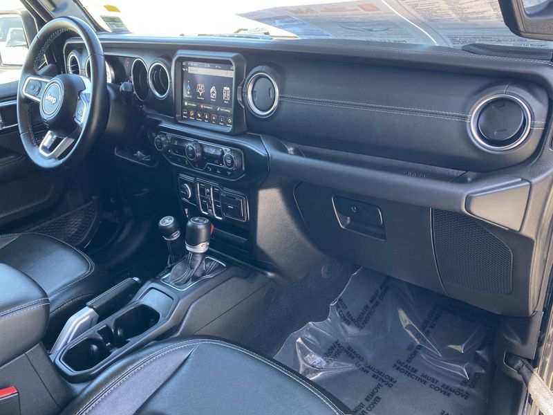 2022 Jeep Wrangler 4xE Unlimited Sahara 4xeImage 11