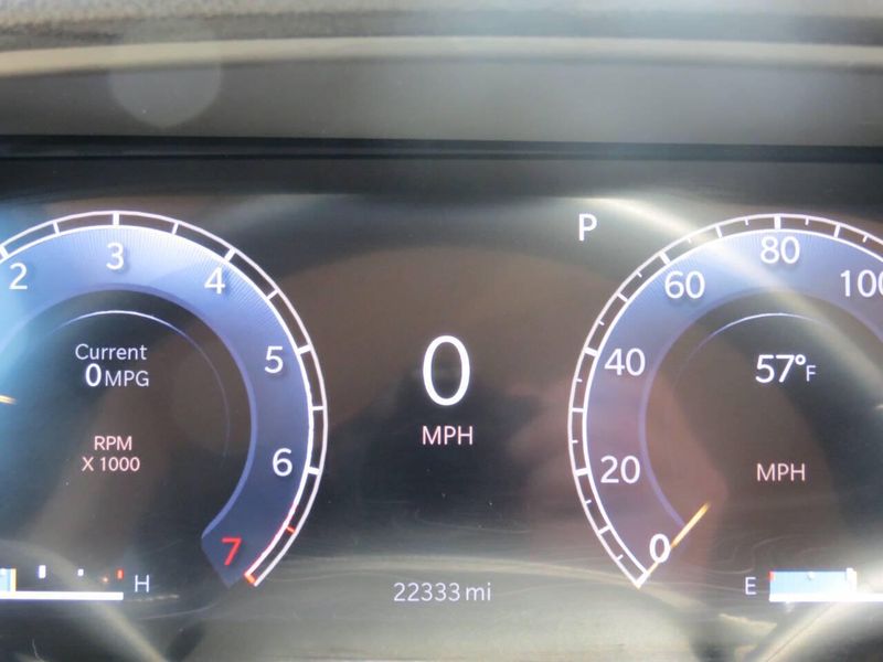 Used 2022 Jeep Grand Cherokee Limited 4x4 4dr SUV (midyear release)Image 12