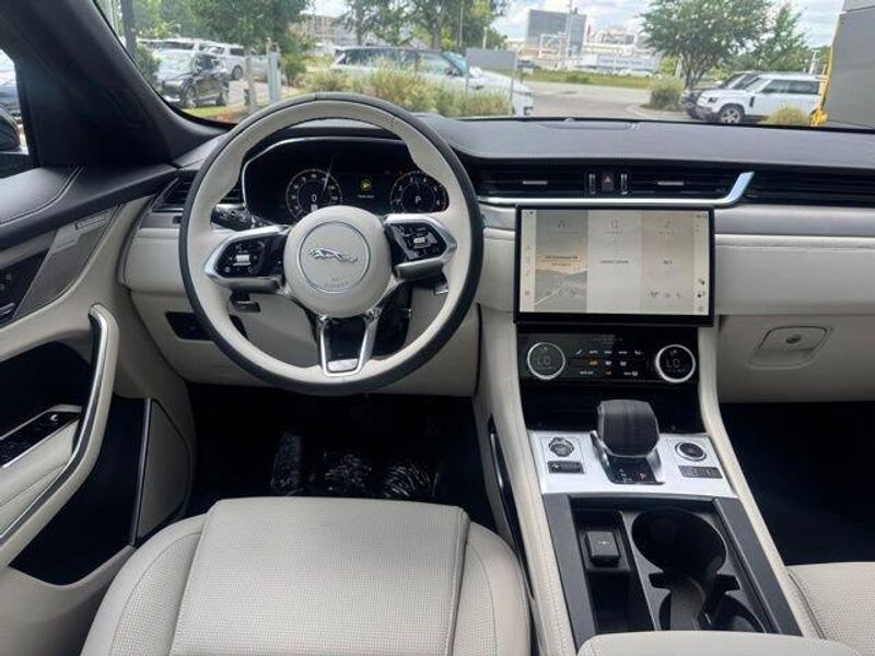 2026 Jaguar F-PACE R-Dynamic S