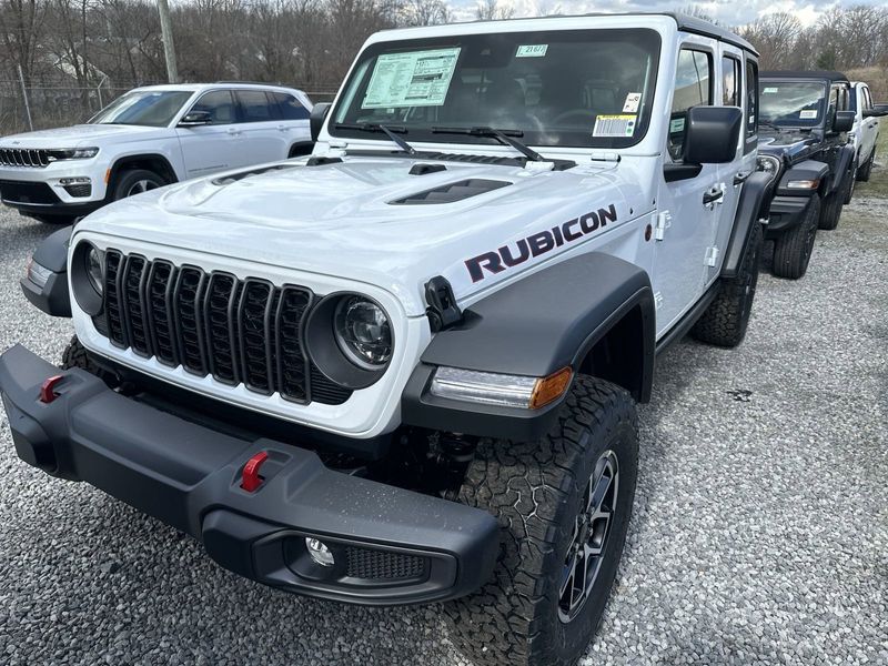 2024 Jeep Wrangler 4-door RubiconImage 2