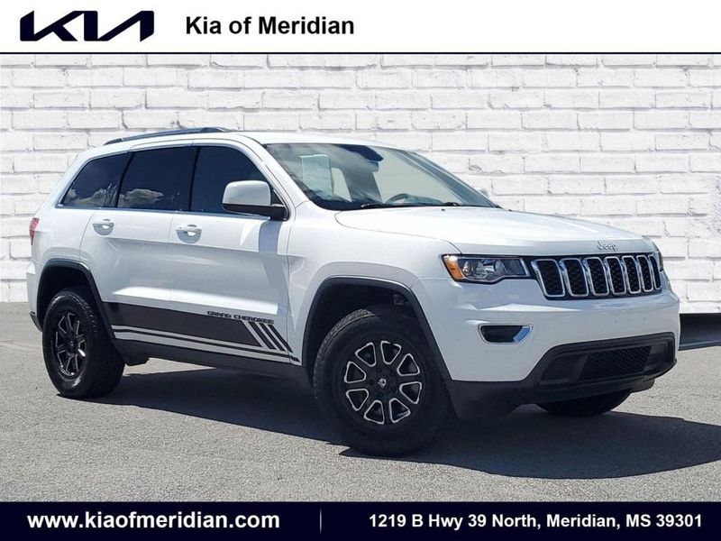 2019 Jeep Grand Cherokee Laredo EImage 1