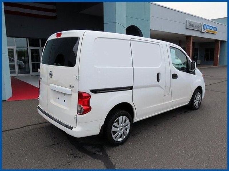 2018 Nissan NV200 SVImage 5