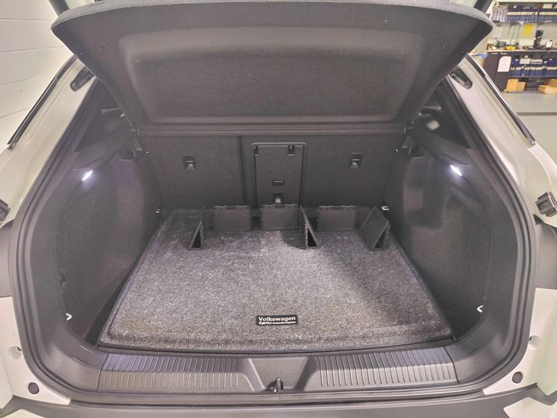 Used 2023 Volkswagen ID.4 Pro S Glass Roof 82kw Long RangeImage 14