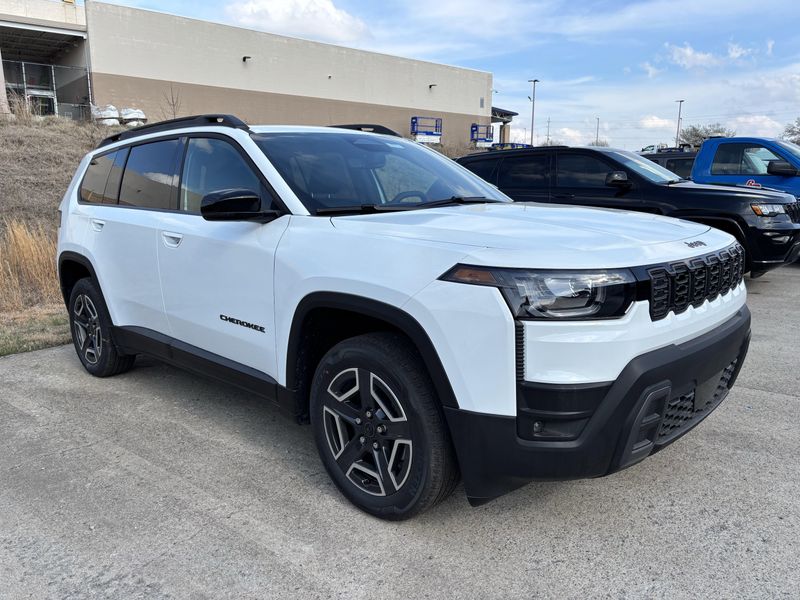 New 2026 Jeep Cherokee Limited 4x4Image 3
