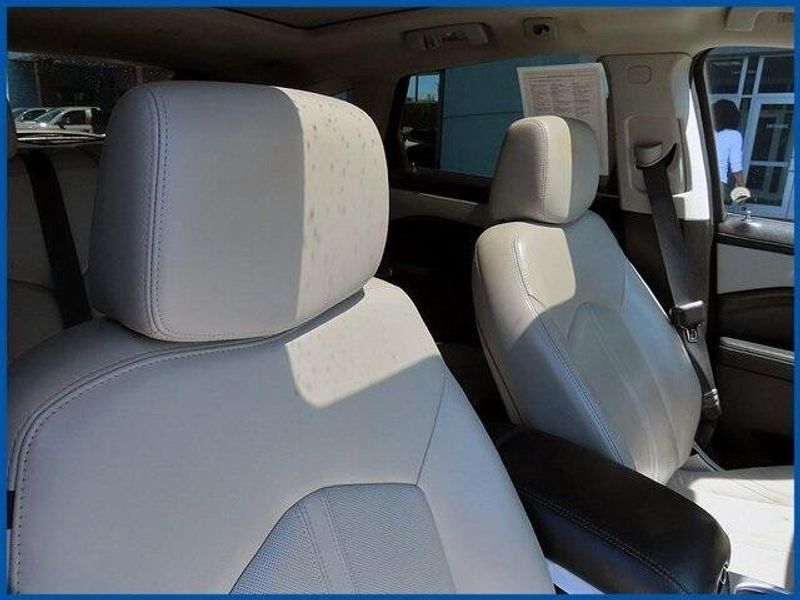 2013 Cadillac SRX PerformanceImage 9
