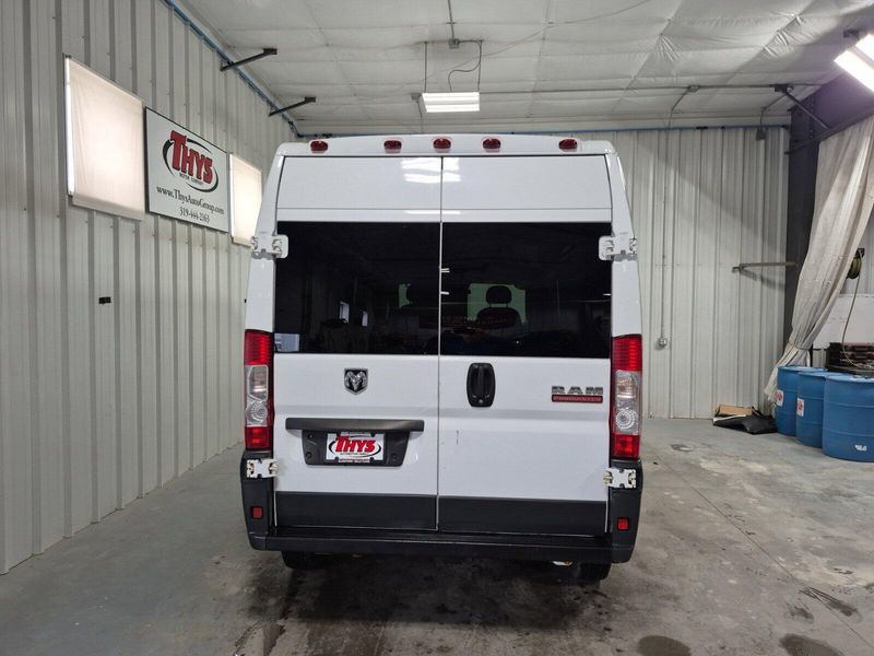 2017 RAM ProMaster 2500 Image 11