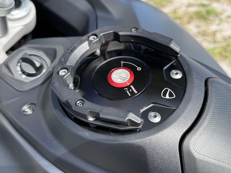 2022 Ducati Ducati Multistrada V4 S Travel + Radar Spoked Wheels