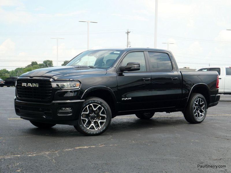 New 2025 RAM 1500 Laramie Crew Cab 4x4 5