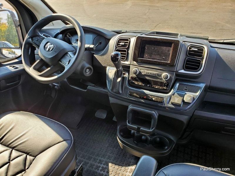 2023 RAM ProMaster 3500 High RoofImage 7