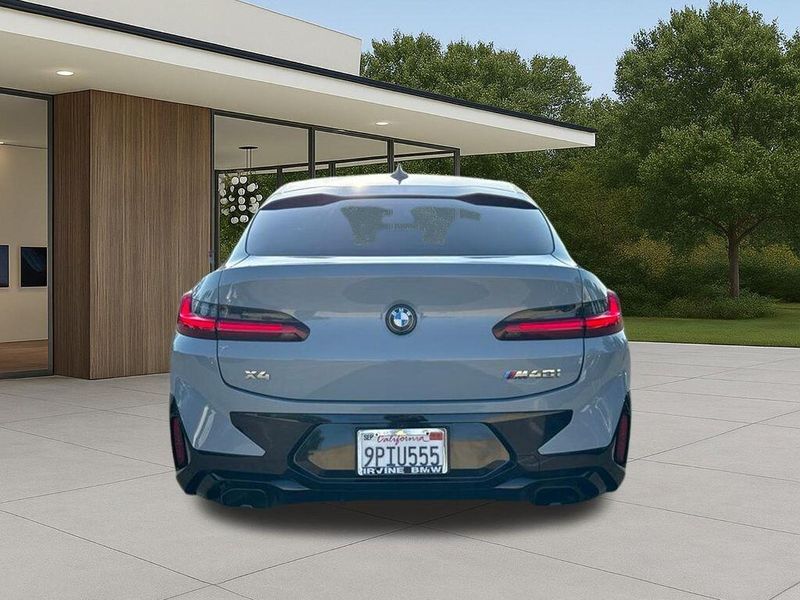 Used 2025 BMW X4 M40iImage 10