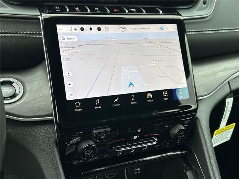 New 2024 Jeep Grand Cherokee Limited 4x4Image 20