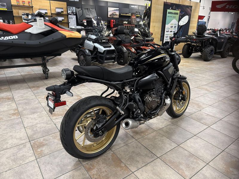 New 2026 Yamaha XSR900 Image 17