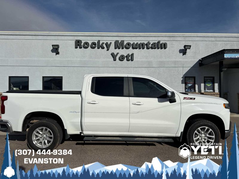 2019 Chevrolet Silverado 1500 LT photo 2