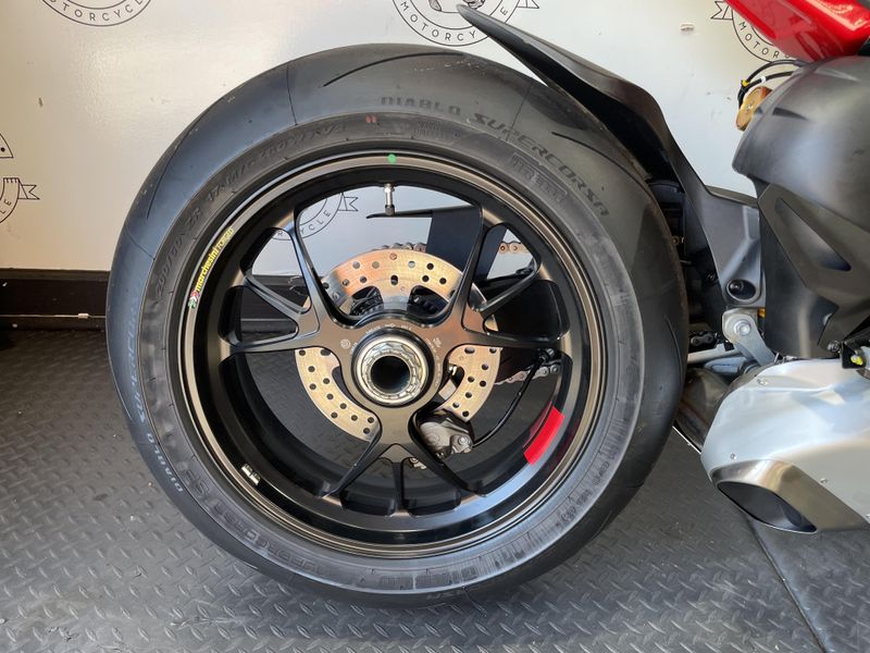 2024 Ducati PANIGALE V4S