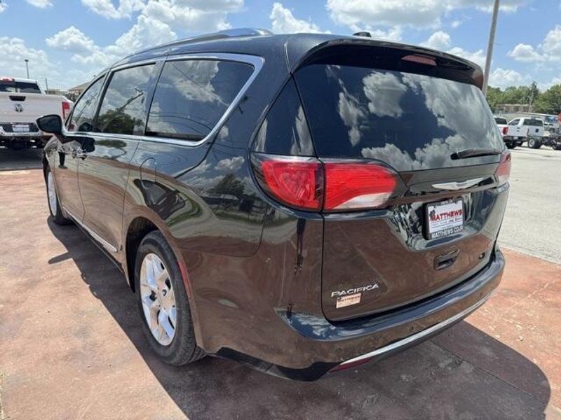 Used 2020 Chrysler Pacifica LimitedImage 8