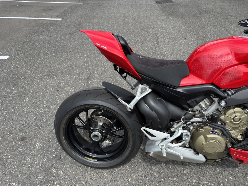 2021 Ducati Streetfighter V4 