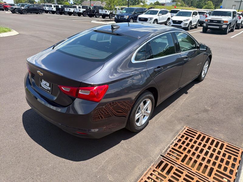 Used 2023 Chevrolet Malibu LSImage 13