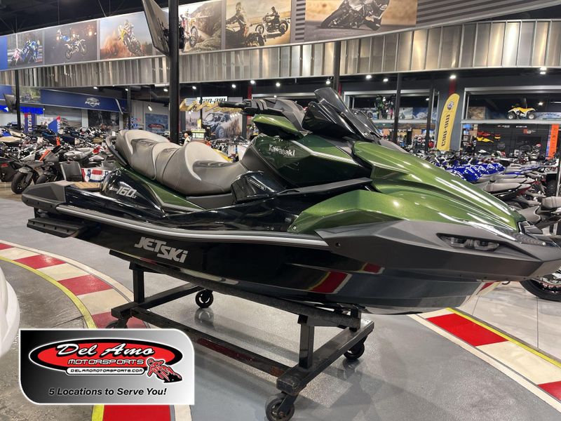 New 2025 Kawasaki JET SKI ULTRA 160LX Image 1