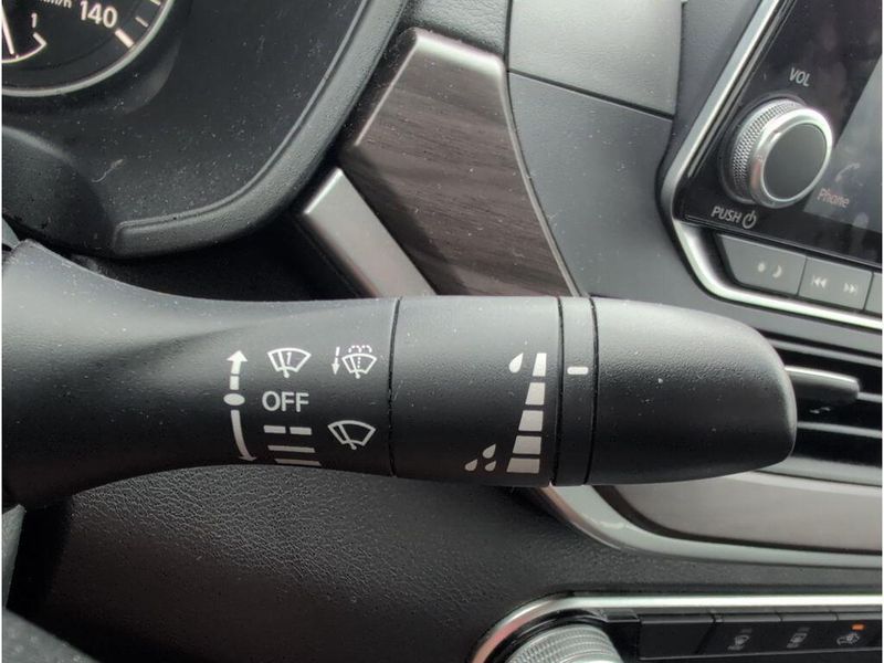 Used 2024 Nissan Altima 2.5 SVImage 24