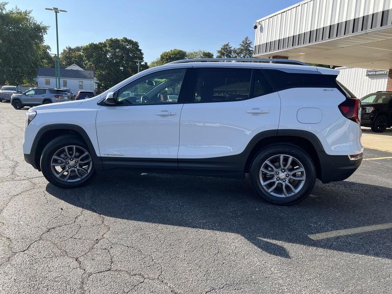 2023 Gmc Terrain SLT photo 8