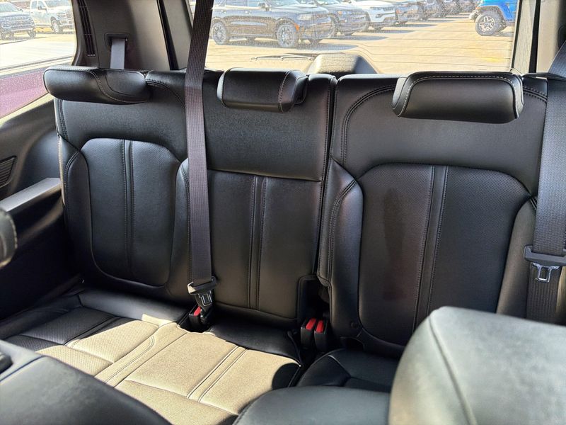 2024 Jeep Wagoneer Series 1Image 19