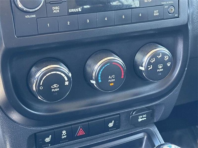 Used 2016 Jeep Patriot LatitudeImage 25