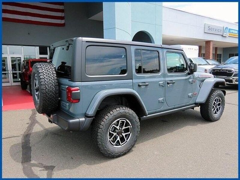 New 2025 Jeep Wrangler RubiconImage 7